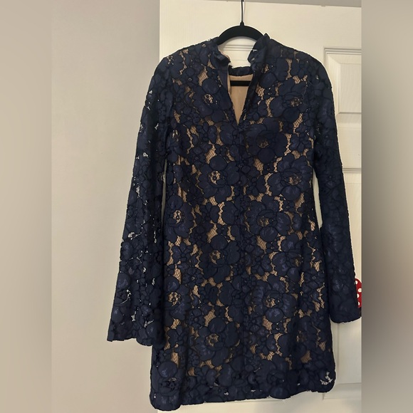 Wayf long sleeve lace navy blue dress - Picture 4 of 8
